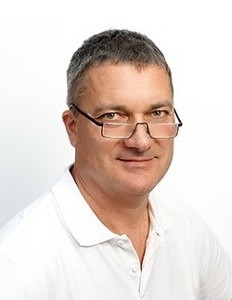 Dr. Jozsef TokaZahnarzt und Implantologe in Sopron